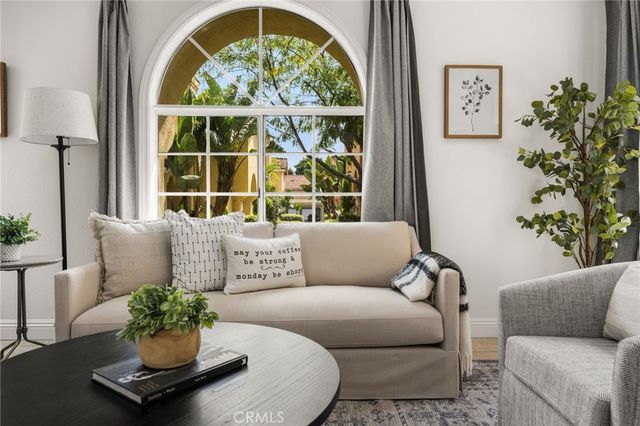 181 Alicante Aisle 236, Irvine, CA 92614