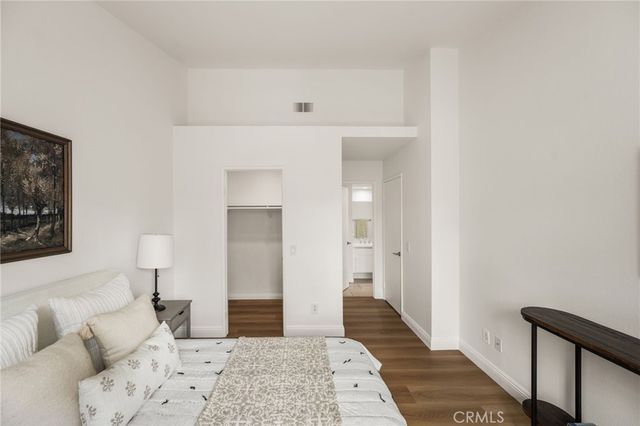 181 Alicante Aisle 236, Irvine, CA 92614