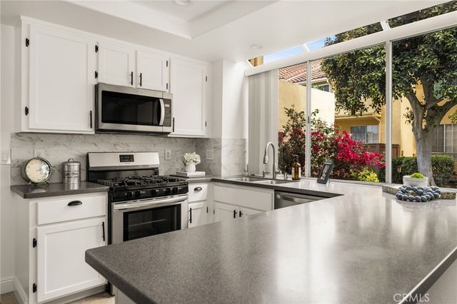 181 Alicante Aisle 236, Irvine, CA 92614