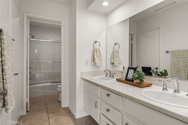 181 Alicante Aisle 236, Irvine, CA 92614