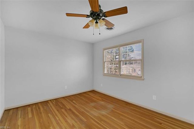 109 Beecham DR, Yorktown, VA 23692