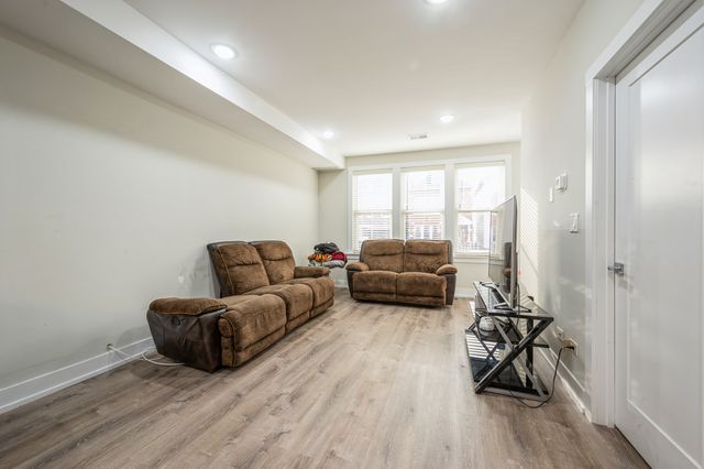 2237 S Sacramento Avenue 1, Chicago, IL 60623