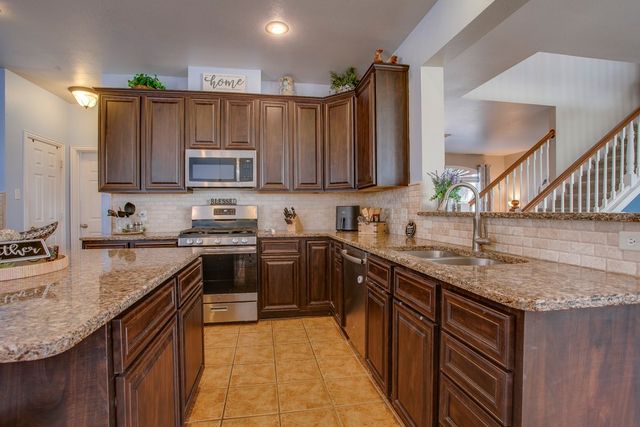 7906 Marquett Drive, Rowlett, TX 75089