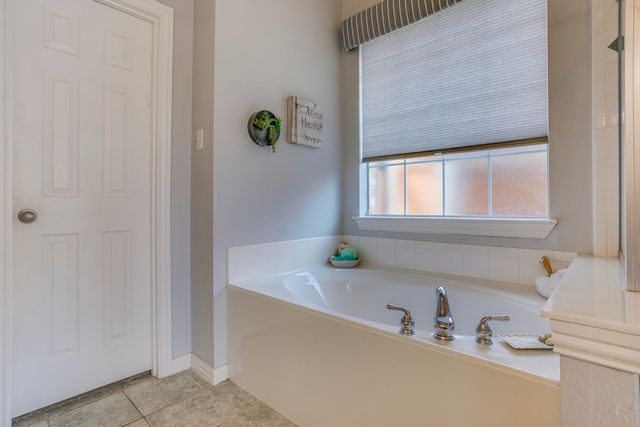 7906 Marquett Drive, Rowlett, TX 75089