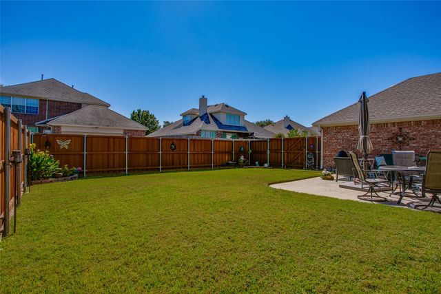7906 Marquett Drive, Rowlett, TX 75089