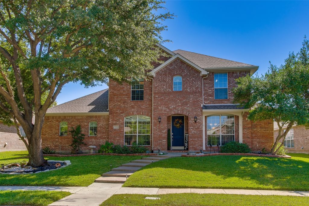 7906 Marquett Drive, Rowlett, TX 75089