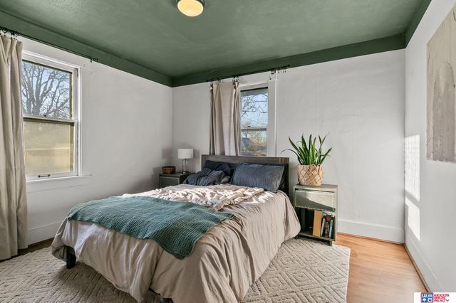 2351 S 40th Street, Lincoln, NE 68506