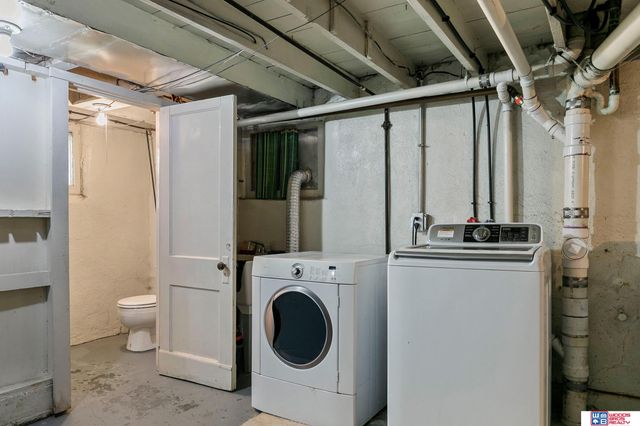 2351 S 40th Street, Lincoln, NE 68506