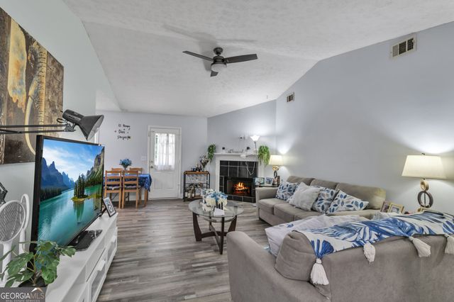 3877 Deaton Road, Flowery Branch, GA 30542