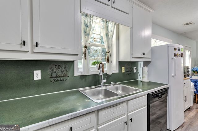 3877 Deaton Road, Flowery Branch, GA 30542
