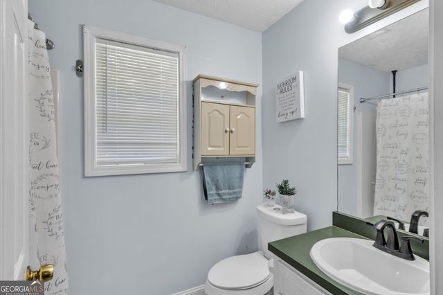 3877 Deaton Road, Flowery Branch, GA 30542