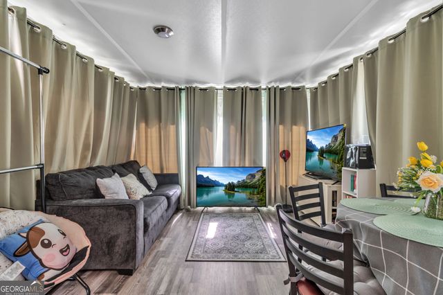 3877 Deaton Road, Flowery Branch, GA 30542
