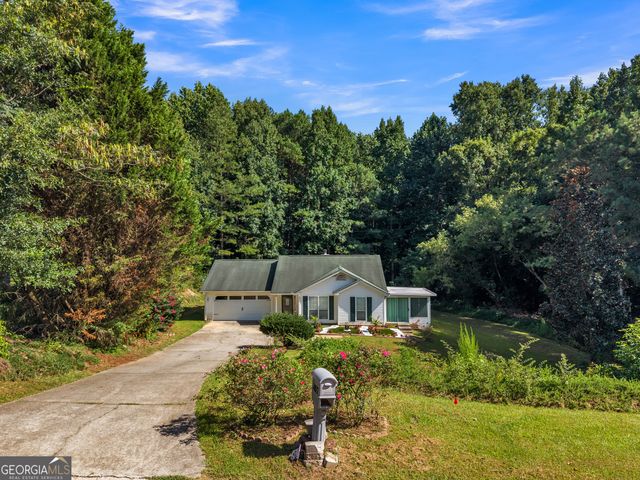 3877 Deaton Road, Flowery Branch, GA 30542