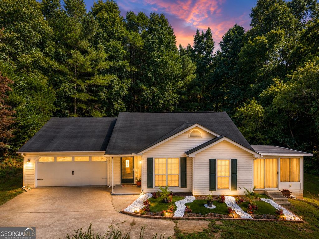 3877 Deaton Road, Flowery Branch, GA 30542