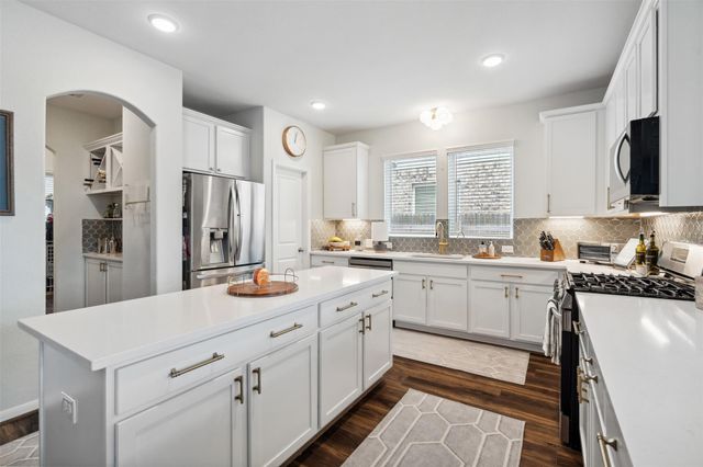 112 Allora PL, Liberty Hill, TX 78642