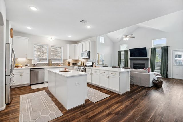 112 Allora PL, Liberty Hill, TX 78642