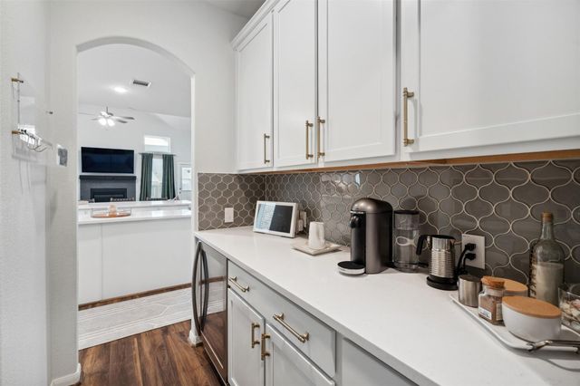 112 Allora PL, Liberty Hill, TX 78642