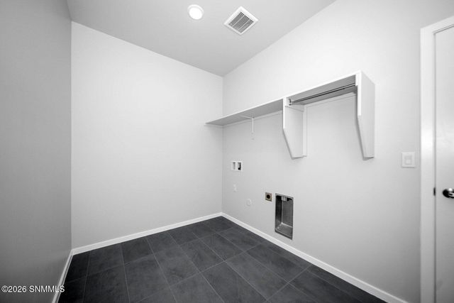 6059 Tin Hill St, Santa Teresa, NM 88008