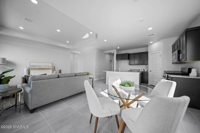 6059 Tin Hill St, Santa Teresa, NM 88008