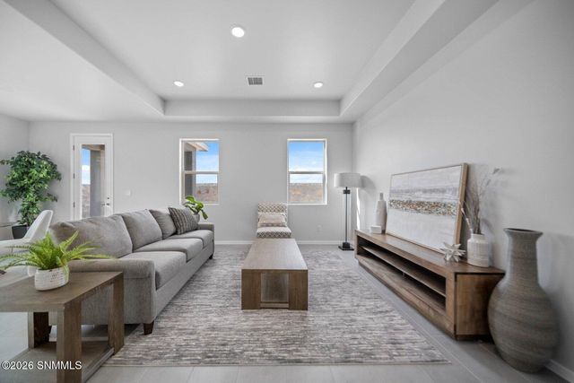 6059 Tin Hill St, Santa Teresa, NM 88008