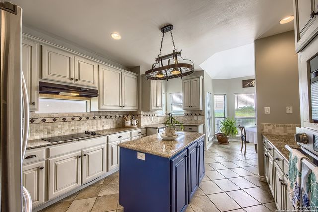 23015 Fairway Bridge, San Antonio, TX 78258