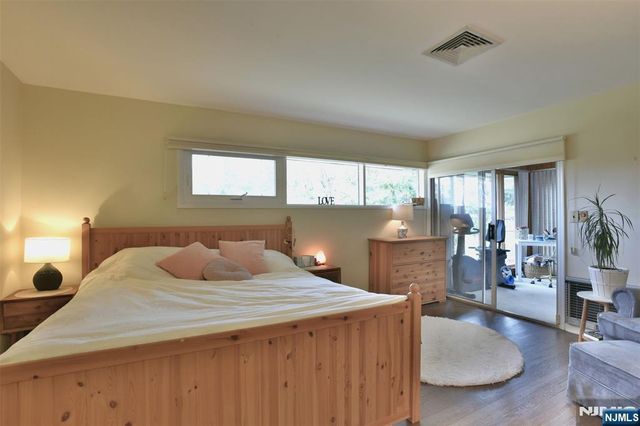 87 Stony Ridge Drive, Hillsdale, NJ 07642
