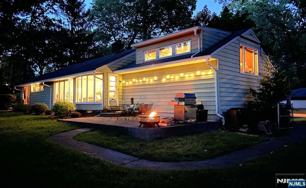 87 Stony Ridge Drive, Hillsdale, NJ 07642