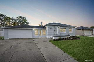 18586 Old Homestead Drive, Harper Woods, MI 48225