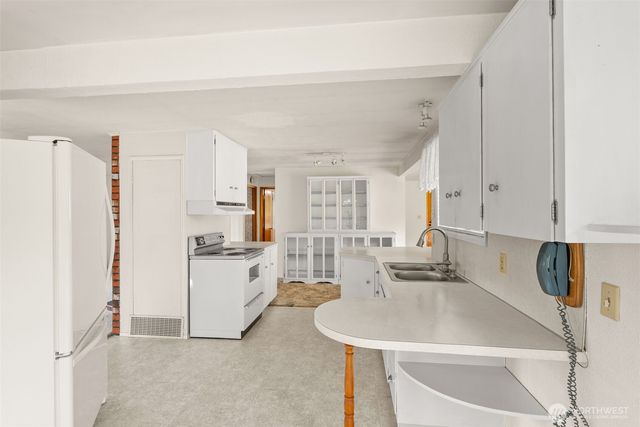 1480 Rush Road, Chehalis, WA 98532