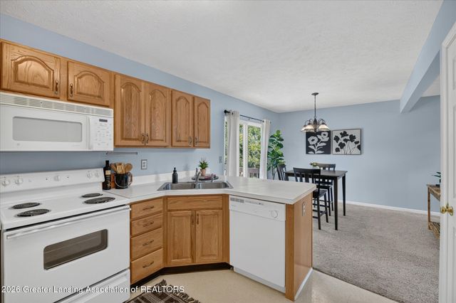 1207 Eagles Point Court 10, East Lansing, MI 48823
