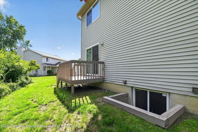 1207 Eagles Point Court 10, East Lansing, MI 48823