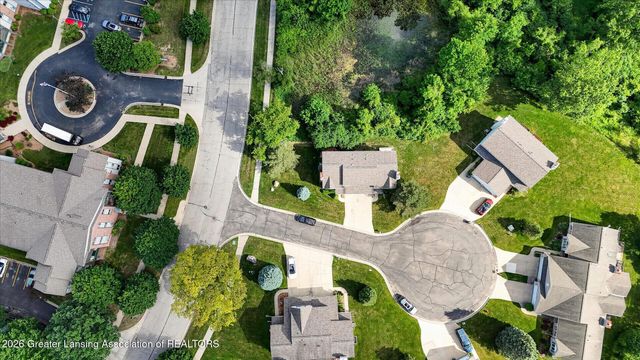 1207 Eagles Point Court 10, East Lansing, MI 48823