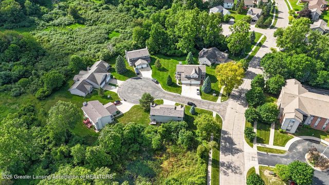 1207 Eagles Point Court 10, East Lansing, MI 48823