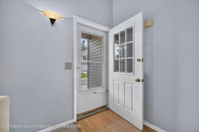 1207 Eagles Point Court 10, East Lansing, MI 48823