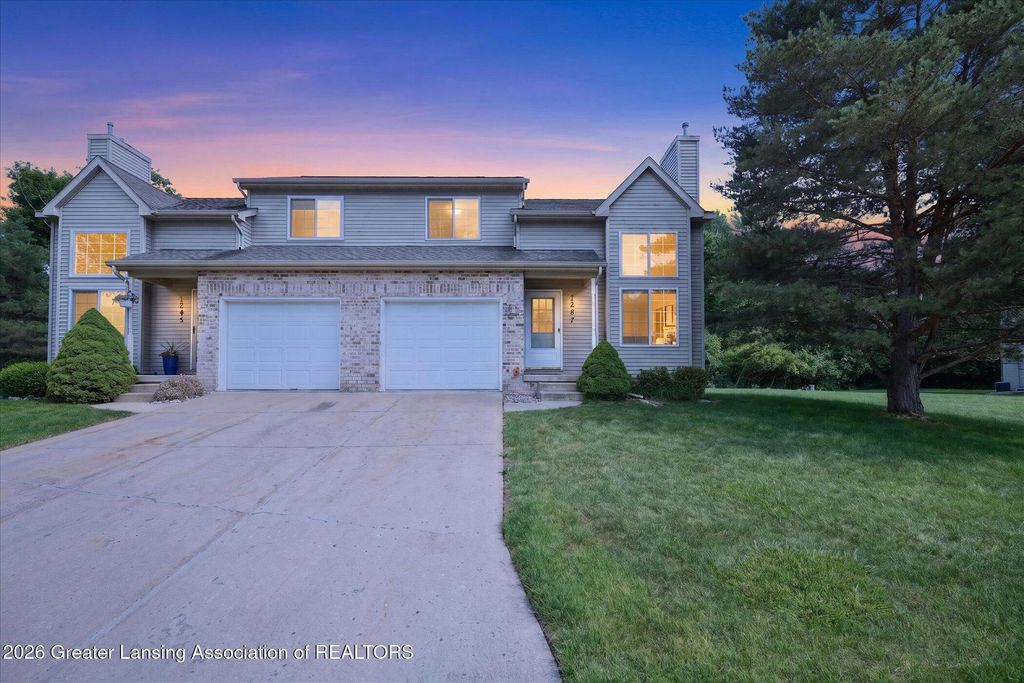 1207 Eagles Point Court 10, East Lansing, MI 48823