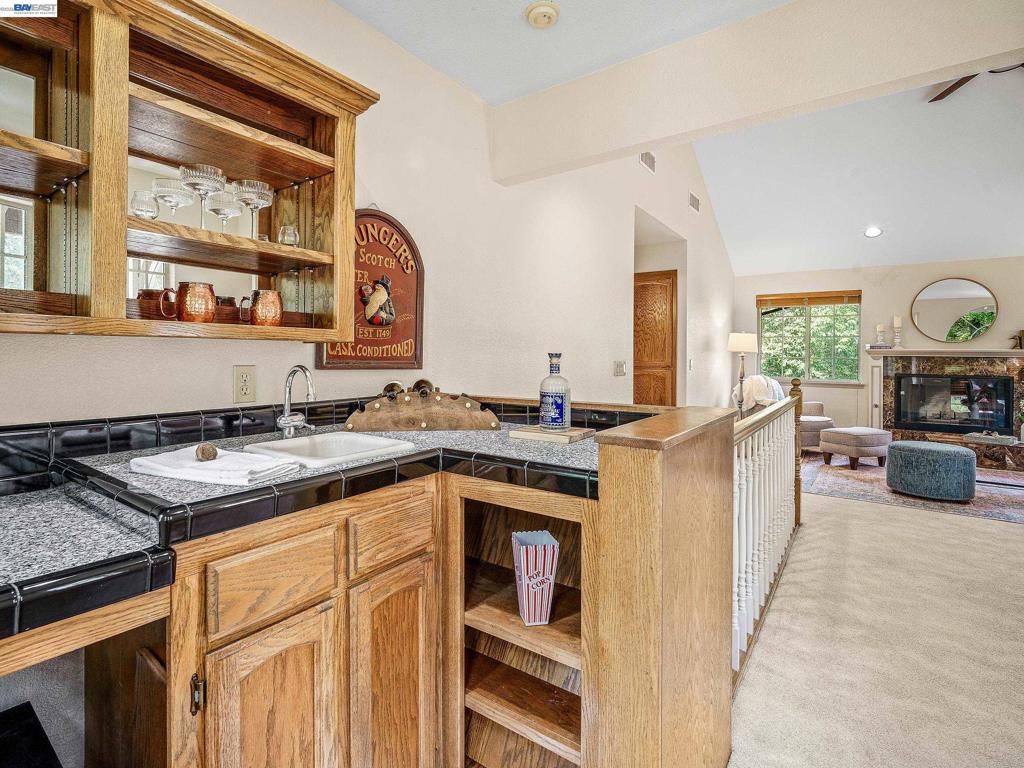 Image 24 of property listing at 8681 Winding Way, Fair Oaks, CA 95628