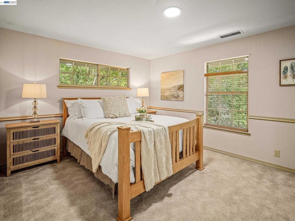 Image 29 of property listing at 8681 Winding Way, Fair Oaks, CA 95628