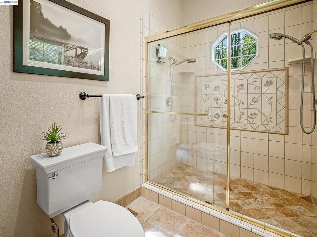 Image 32 of property listing at 8681 Winding Way, Fair Oaks, CA 95628
