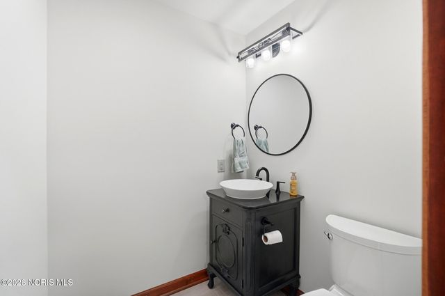 8131 Brookfield Circle, Findlay, OH 45840