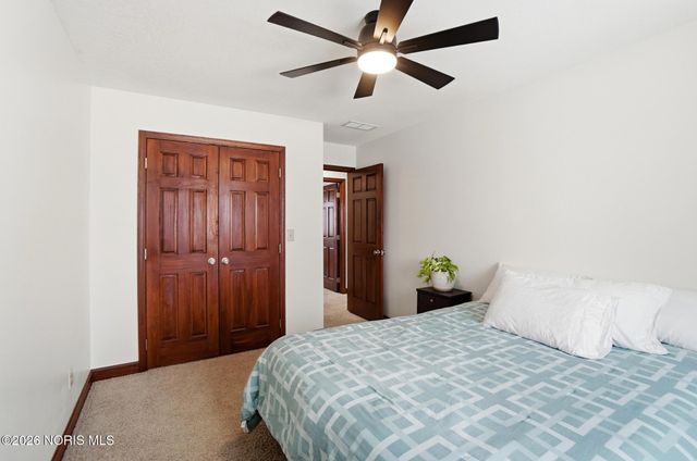 8131 Brookfield Circle, Findlay, OH 45840