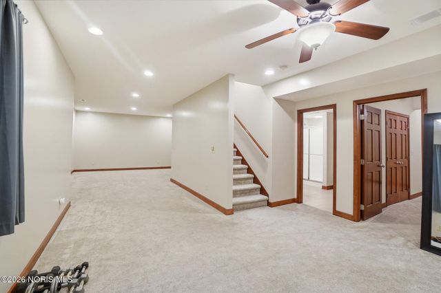 8131 Brookfield Circle, Findlay, OH 45840