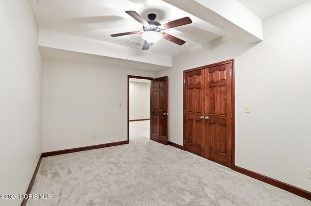 8131 Brookfield Circle, Findlay, OH 45840