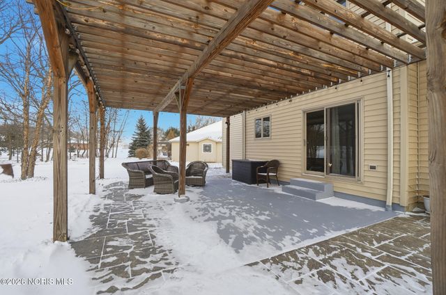 8131 Brookfield Circle, Findlay, OH 45840