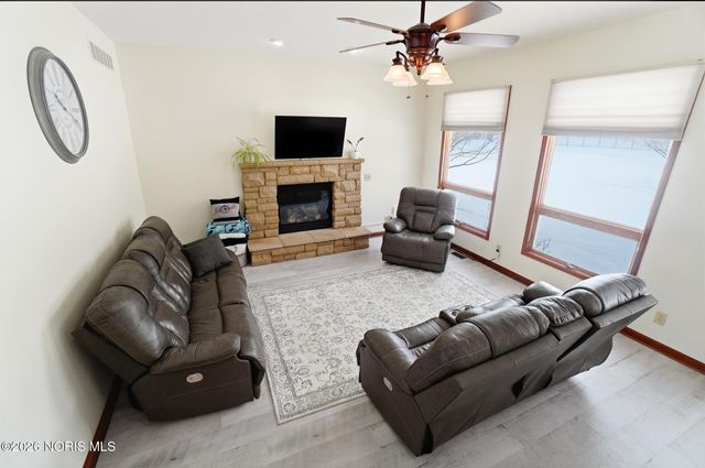 8131 Brookfield Circle, Findlay, OH 45840