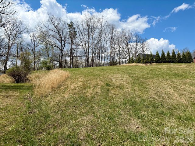 637 Fletcher Martin Road, Alexander, NC 28701