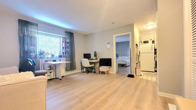 200 Kelton Street 14, Boston, MA 02134