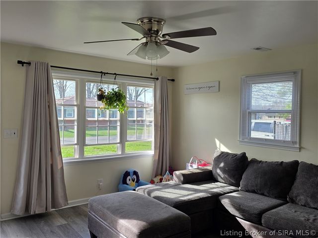 1918 LOCUST Street, Madison, IN 47250