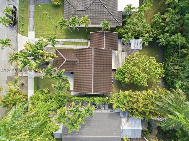 2355 Overbrook St, Miami, FL 33133