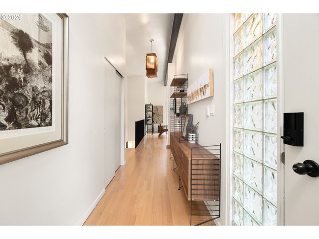 7323 Sw 24TH Ave, Portland, OR 97219