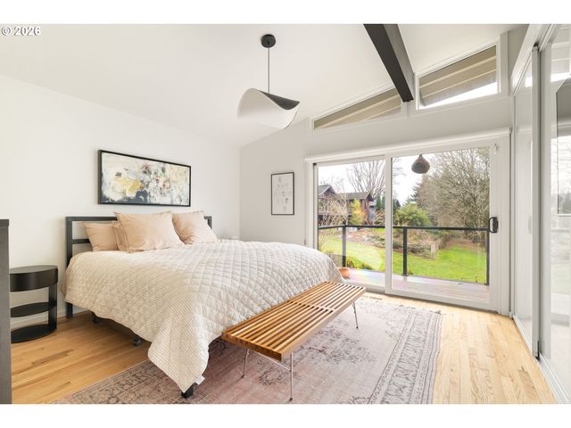 7323 Sw 24TH Ave, Portland, OR 97219